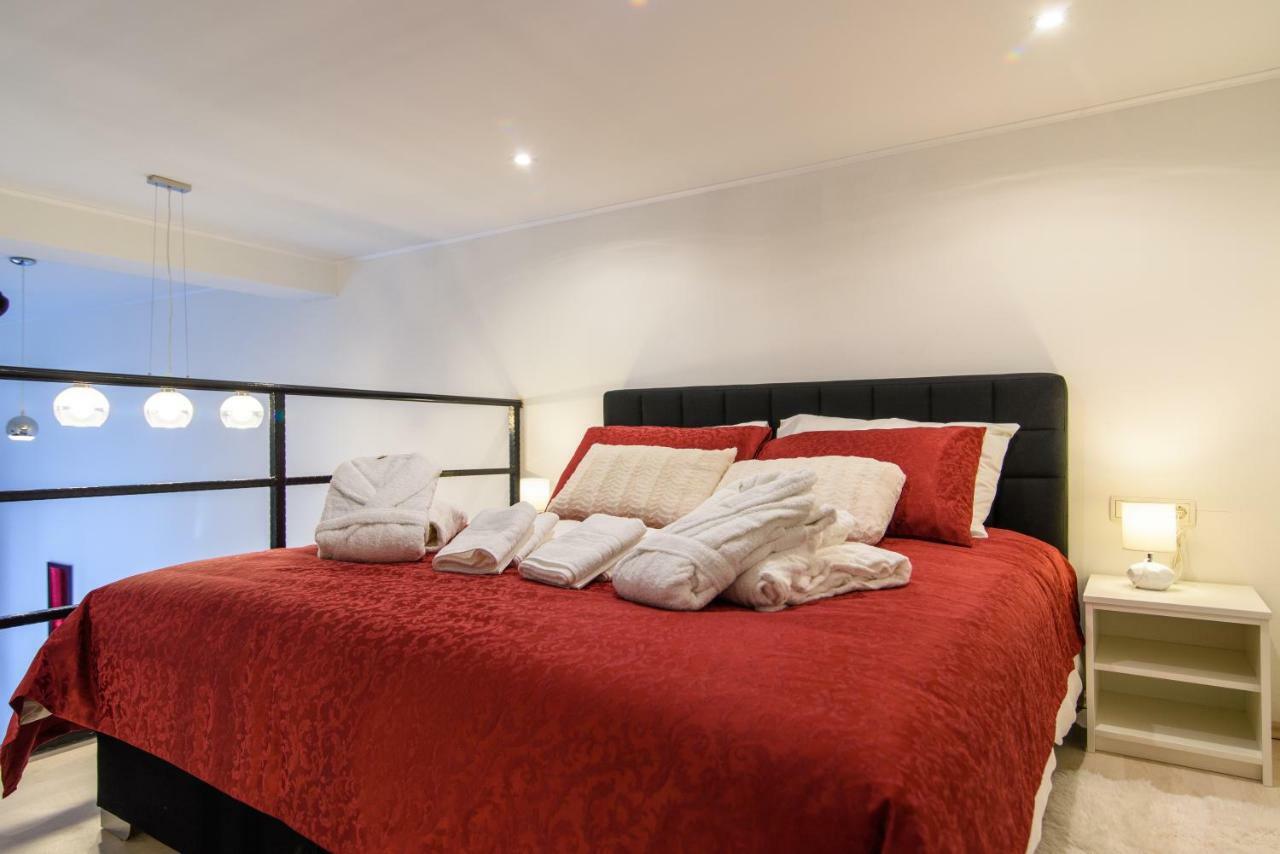 Studio Apartman Rea Trogir Exterior foto