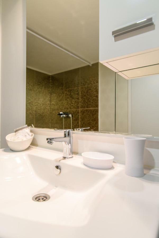 Studio Apartman Rea Trogir Exterior foto