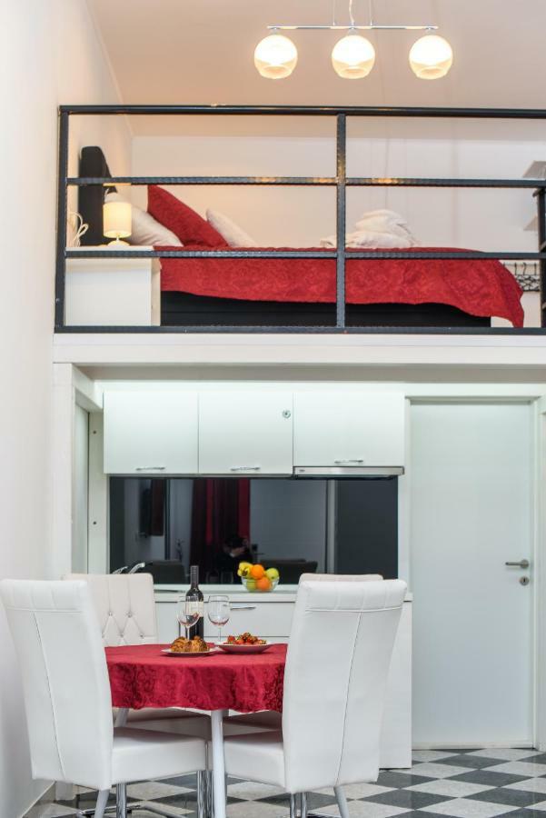 Studio Apartman Rea Trogir Exterior foto