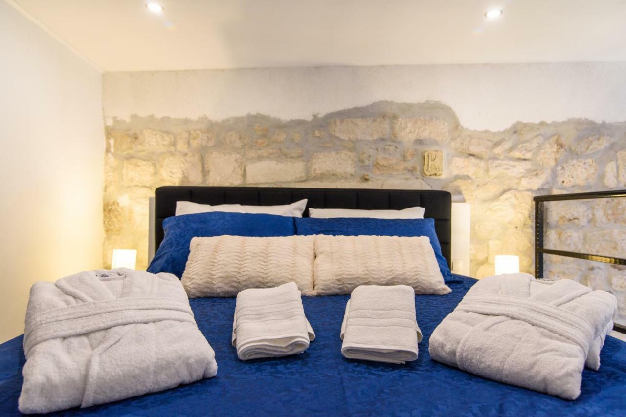 Studio Apartman Rea Trogir Exterior foto